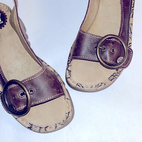 Fly London Sandals - Picture 6 of 8